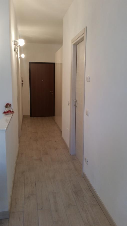 Monica'S Apartment مارينا دي كارّارا المظهر الخارجي الصورة